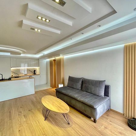 Sea Breeze Apartment Varna Exterior foto